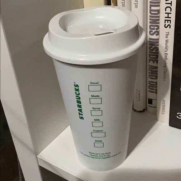 (2) Starbucks Grande Eco Friendly Reusable Plastic Cup - Picture 2 of 4